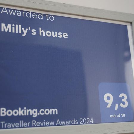 Appartamento Milly'S House Napoli Esterno foto