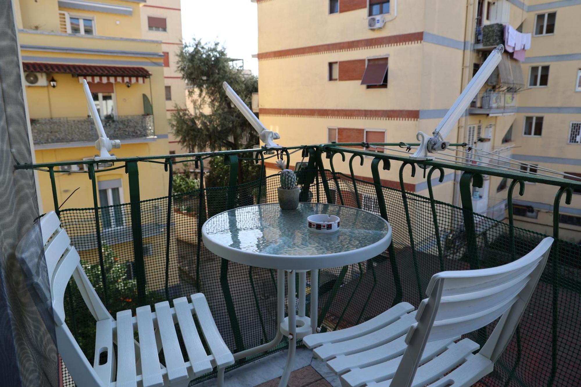 Appartamento Milly'S House Napoli Esterno foto