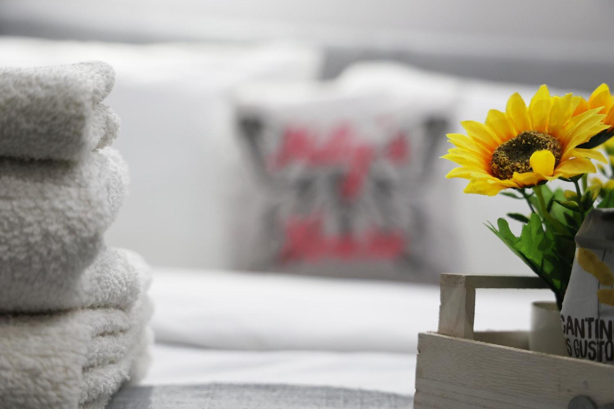 Appartamento Milly'S House Napoli Esterno foto